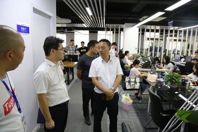 张正伟率队赴上海网萌网络科技招商考察，共探网络文化产业发展新机遇